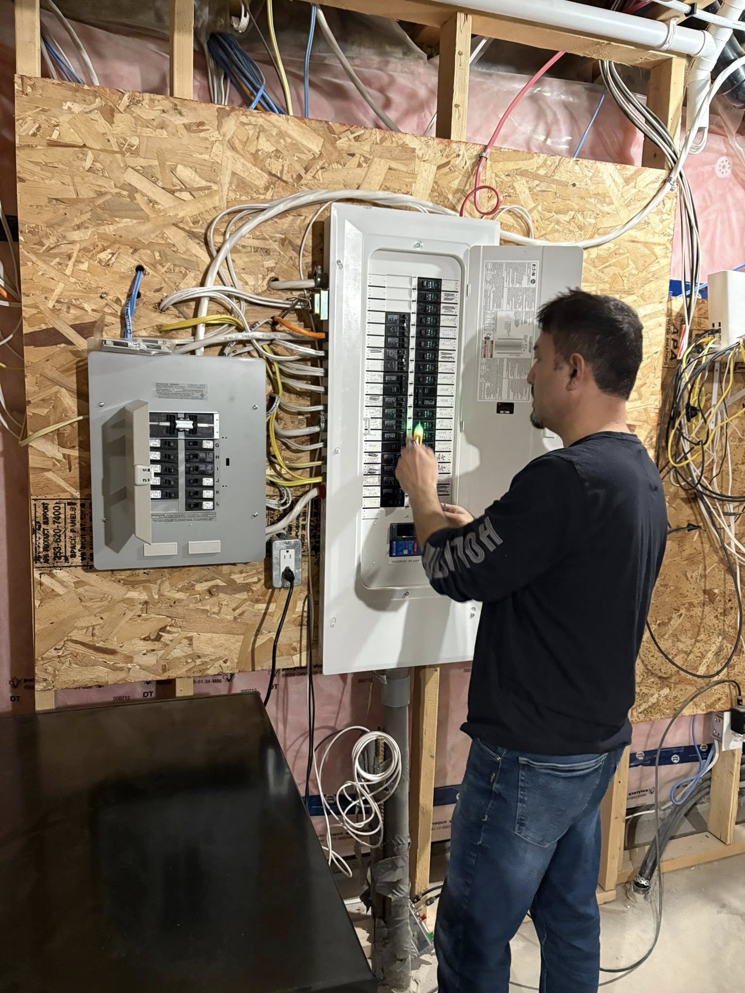 Kayaan, licensed master electrician at AAA Electrique, serving Gatineau and Ottawa, Quebec